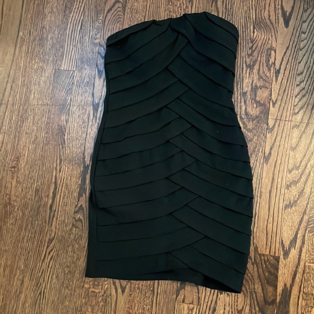 Forever 21, strapless mini dress, size m, black